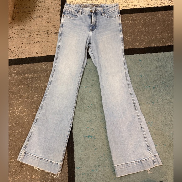 Wrangler Light Blue Women's Jeans - Picture 2 of 11